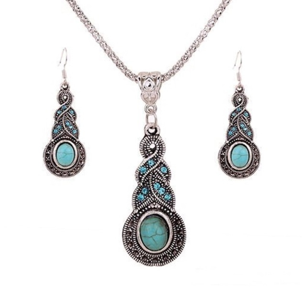 New! Silver & Turquoise Necklace & Earrings